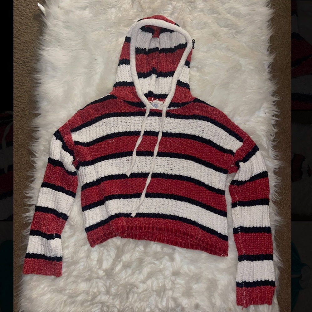 Cropped Striped Pullover